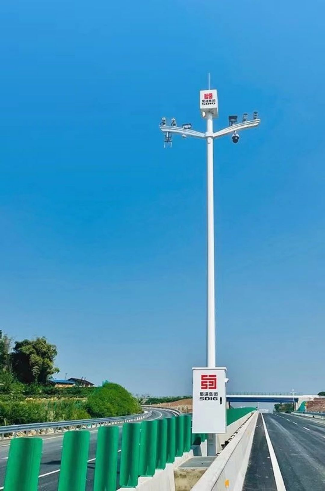 1692599374968704.jpg 8.jpg