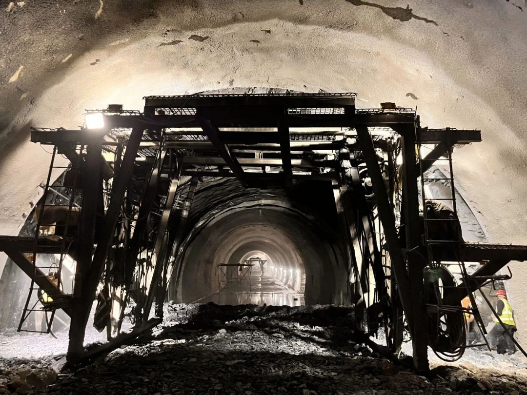 1693188662335474.jpg 2.jpg