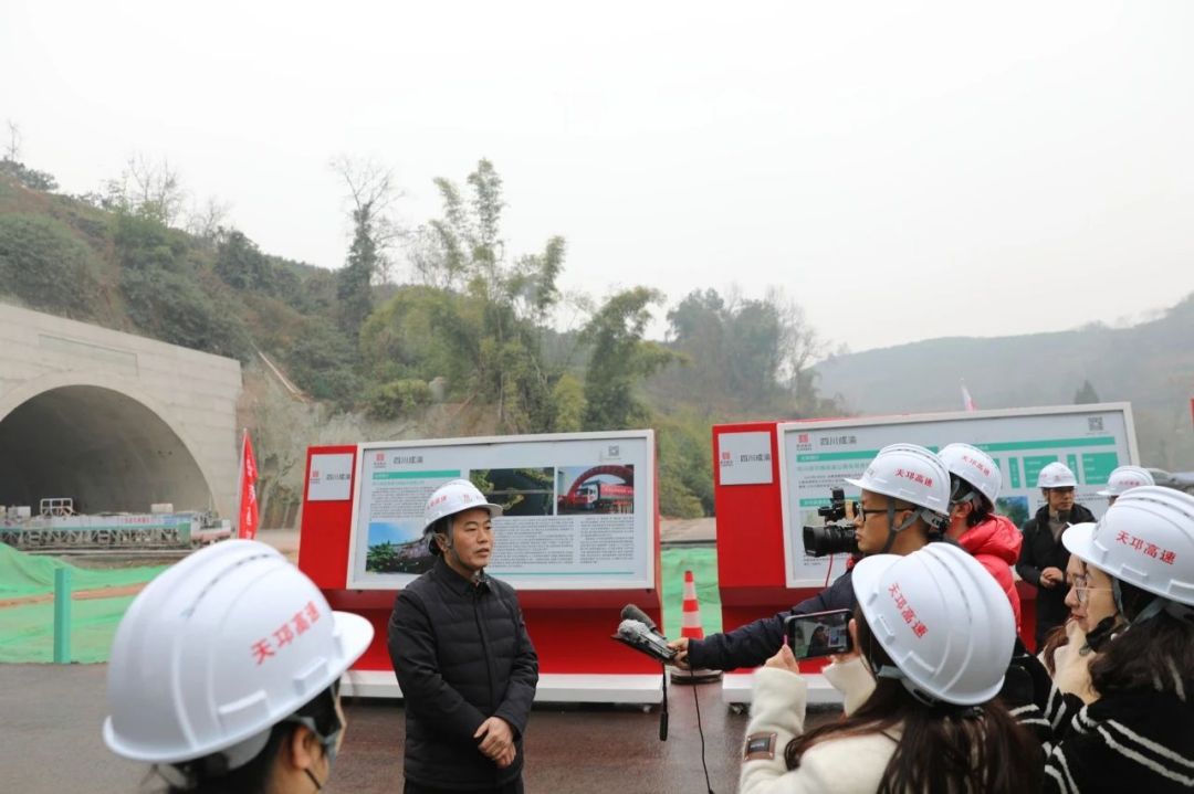 1709006665145503.jpg 2.jpg