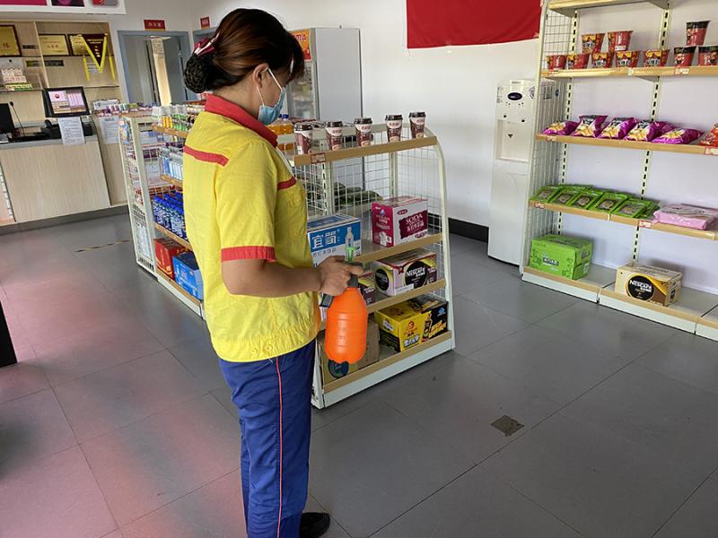 1628130832104545.jpg 加强经营区域消毒杀毒-加油站便利店日常消毒.jpg